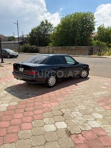 Mercedes C 200-13
