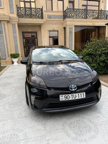 Toyota Prius-3