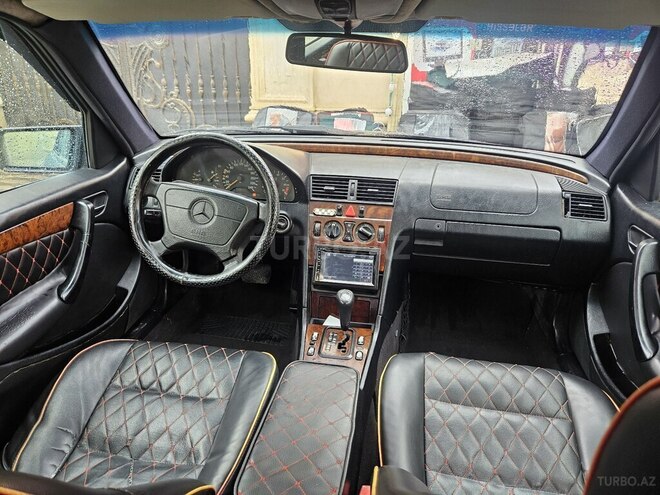 Mercedes C 180-2