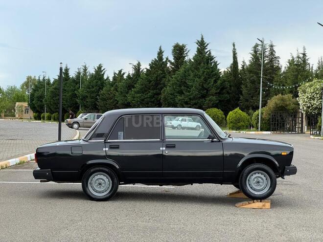 LADA (VAZ) 2107-4