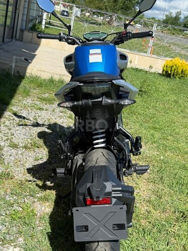 CFMOTO 250 NK-4