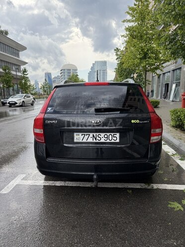 Kia Ceed SW-13