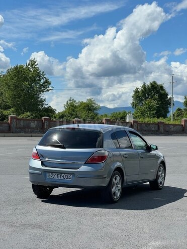 Opel Astra-8