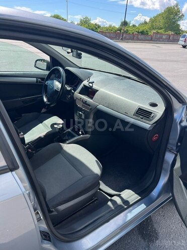 Opel Astra-13