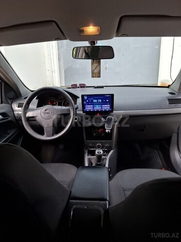 Opel Astra-12