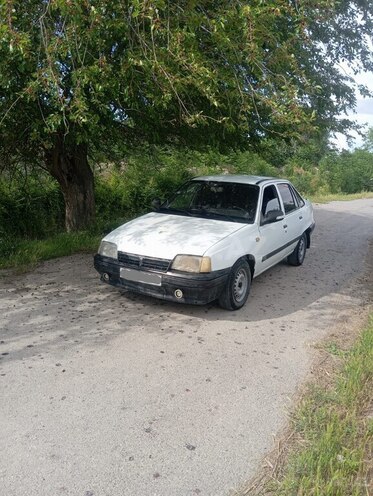 Daewoo Racer-2