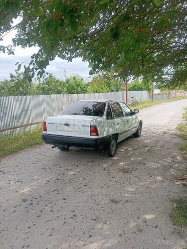 Daewoo Racer-5