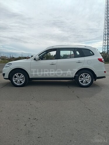 Hyundai Santa Fe-3