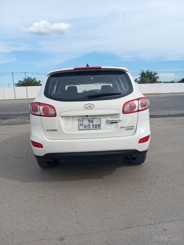 Hyundai Santa Fe-4
