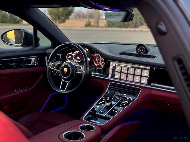 Porsche Panamera-13