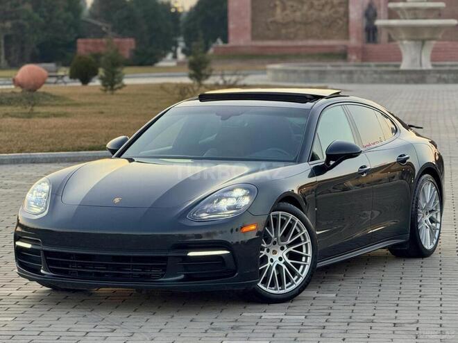 Porsche Panamera-1