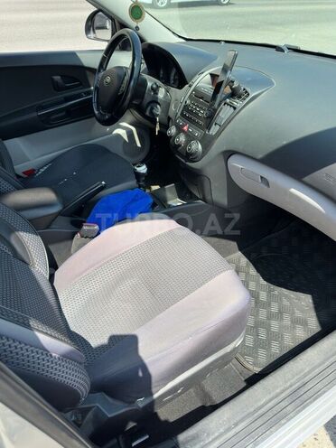 Kia Ceed SW-8