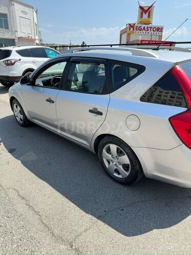 Kia Ceed SW-6