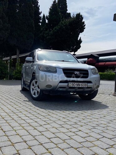 Hyundai Santa Fe-1