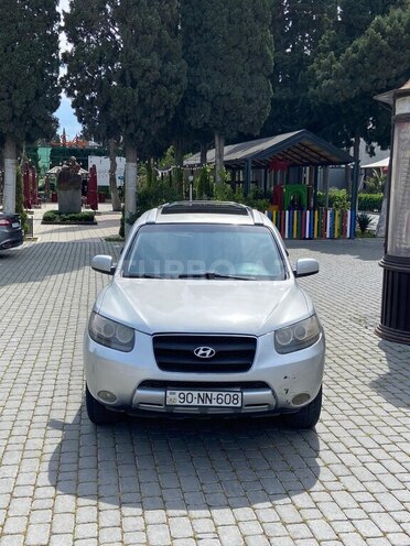 Hyundai Santa Fe-4