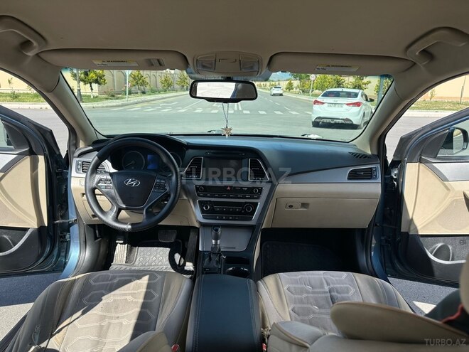 Hyundai Sonata-7