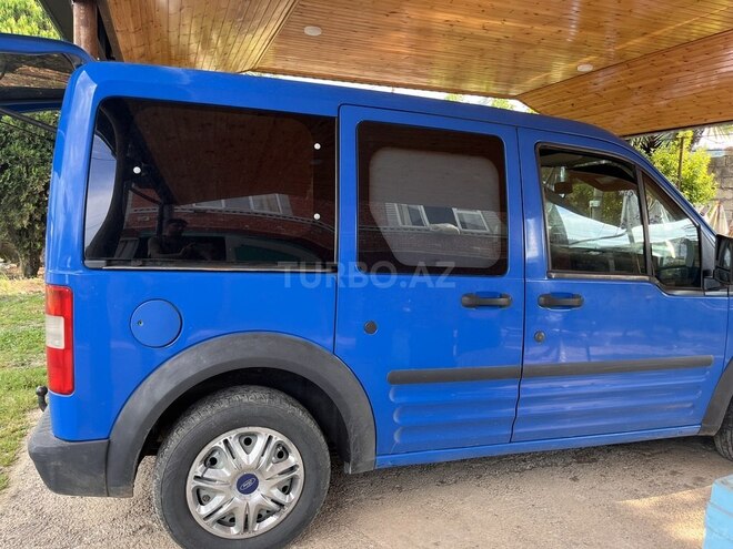 Ford Tourneo Connect-8