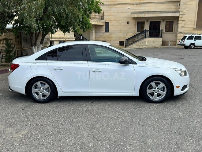 Chevrolet Cruze-8