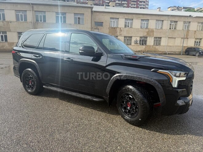 Toyota Sequoia-3