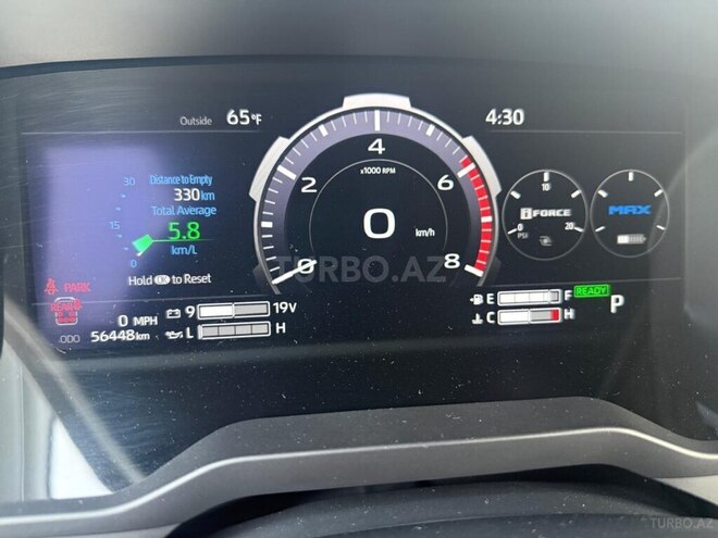 Toyota Sequoia-11