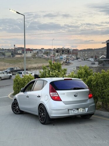 Hyundai i30-8