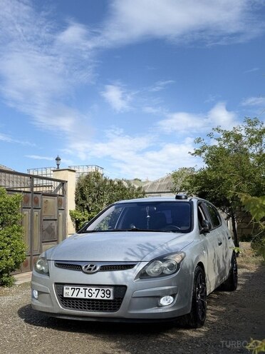 Hyundai i30-1