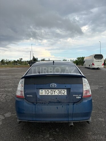 Toyota Prius-3