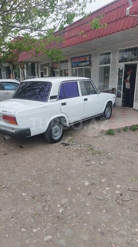 LADA (VAZ) 2107-4