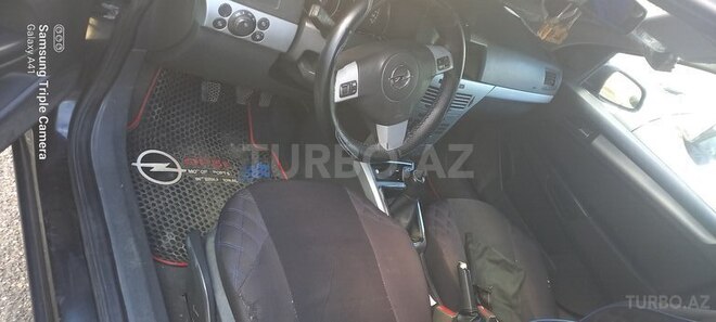 Opel Astra-2