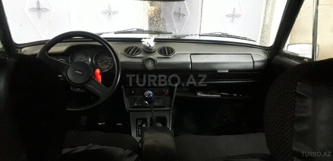 LADA (VAZ) 2106-7