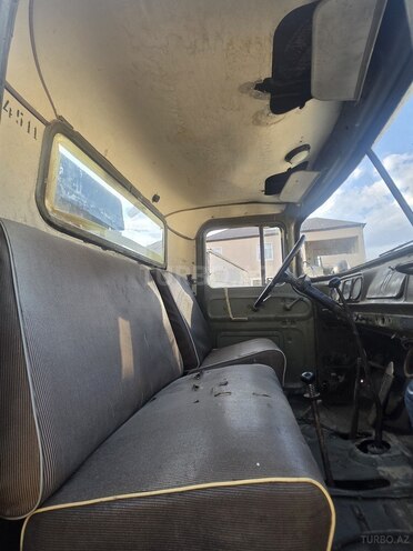 ZIL 131-6