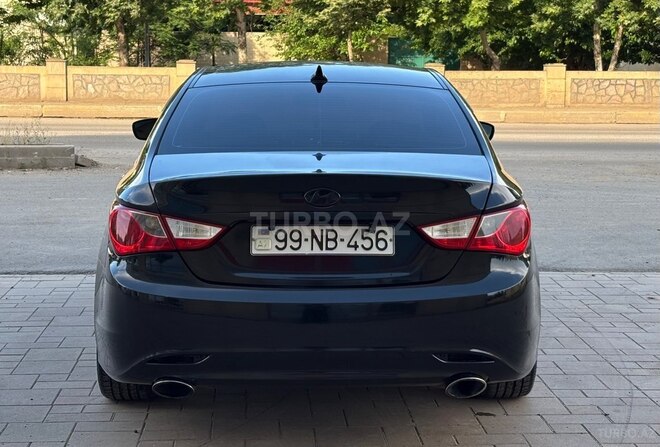 Hyundai Sonata-4