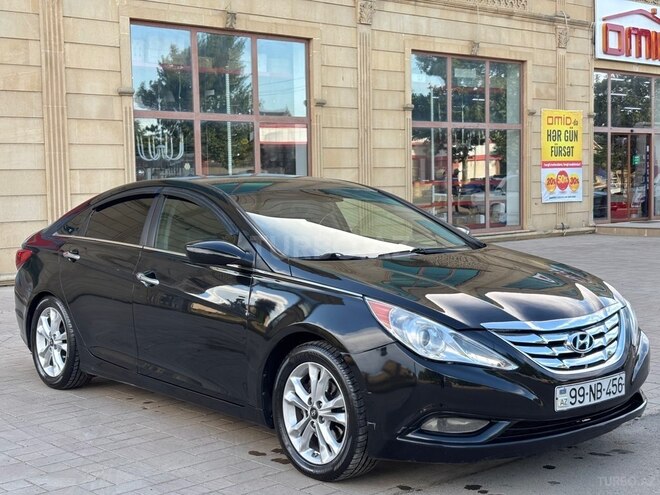 Hyundai Sonata-8