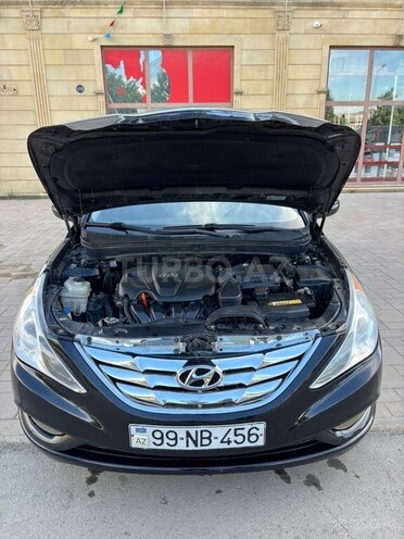 Hyundai Sonata-10