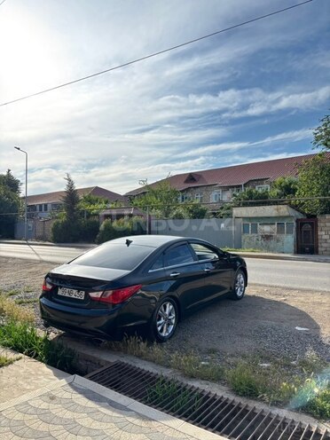 Hyundai Sonata-21