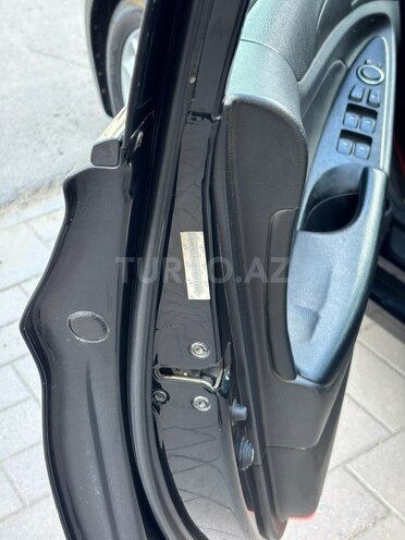 Hyundai Sonata-20