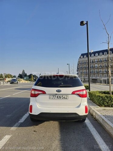 Kia Sorento-8