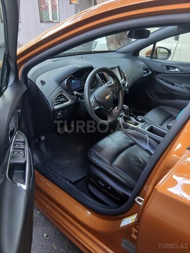 Chevrolet Cruze-6