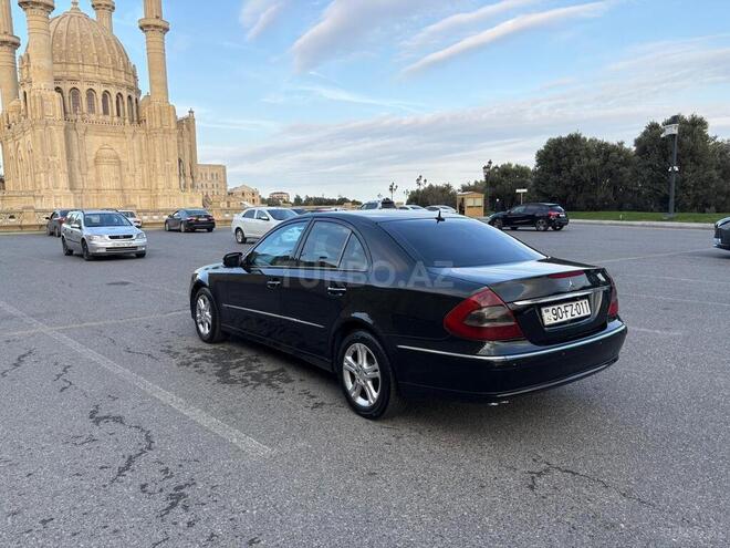 Mercedes E 220-3