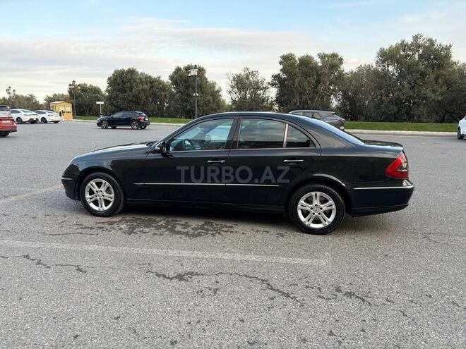 Mercedes E 220-2