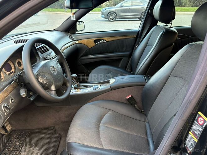 Mercedes E 220-14