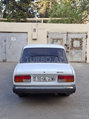 LADA (VAZ) 2107-5