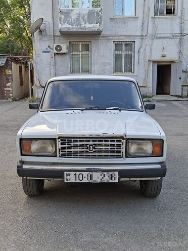 LADA (VAZ) 2107-1