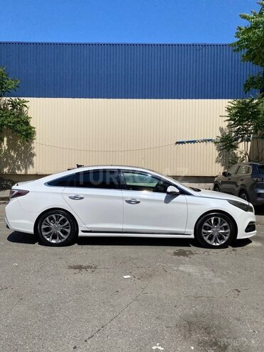 Hyundai Sonata-3