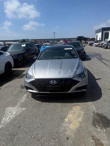 Hyundai Sonata-1