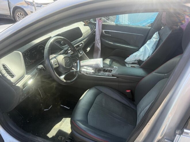 Hyundai Sonata-5