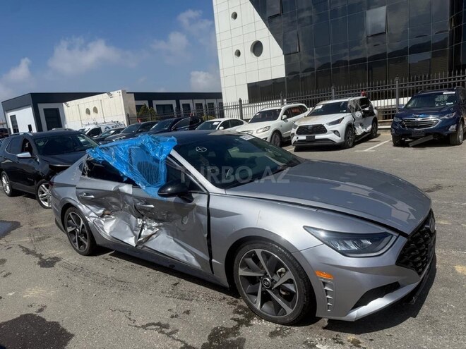 Hyundai Sonata-4