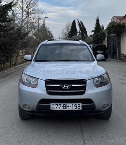 Hyundai Santa Fe-1