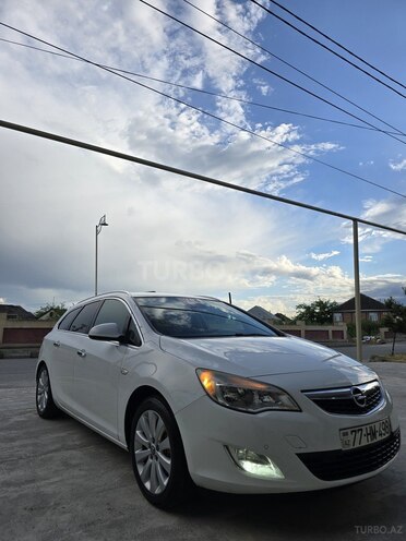 Opel Astra-2