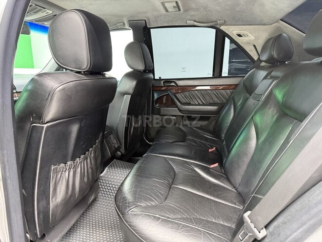 Mercedes S 320-13